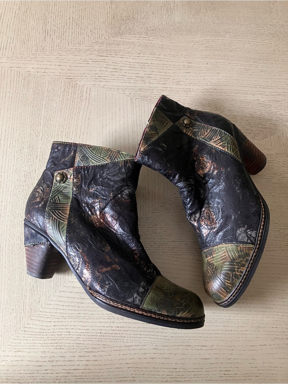 Spring Step L’ARTISTE Black Leather Ankle Boots with Metallic Patterned Toes